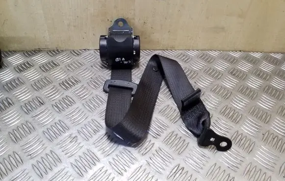 Opel Astra J Middle seatbelt (rear) 13380241 13380237