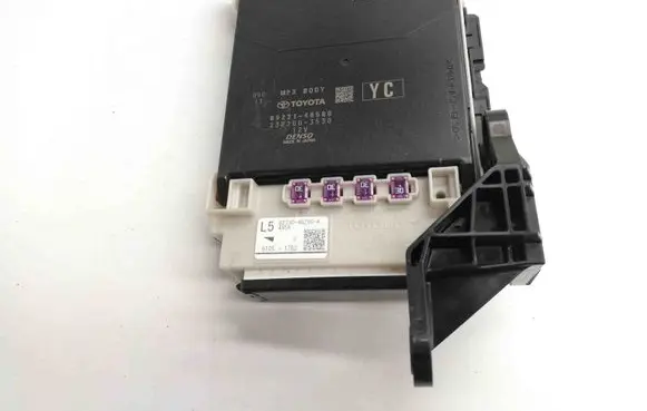Lexus RX 450H Central body control module 8922148580