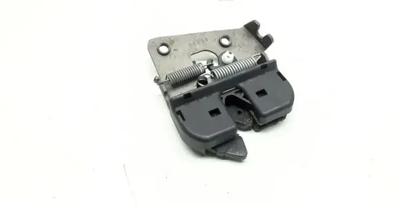 BMW 1 E82 E88 Seat back rest lock catch 7112863 52207112863