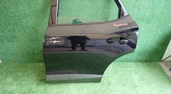 Cupra Formentor Rear door