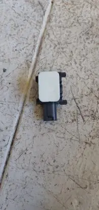 Mercedes-Benz ML W164 Airbag deployment crash/impact sensor