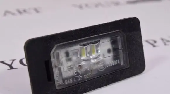 BMW 3 F30 F35 F31 Number plate light 7193293
