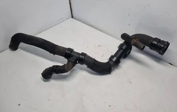 Volvo XC60 Engine coolant pipe/hose S8000163