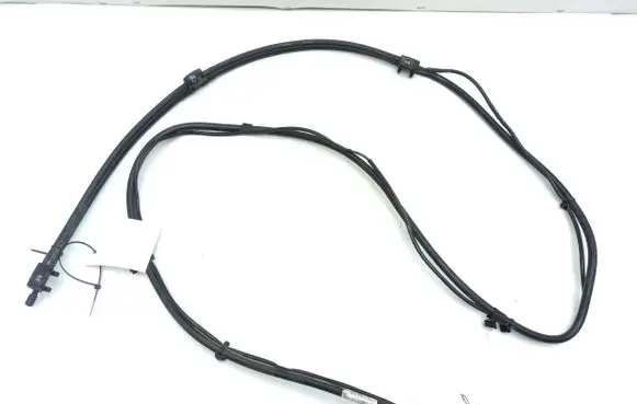 Mercedes-Benz A W176 Windshield washer spray nozzle A1768600192