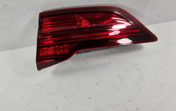 KIA Ceed Rear/tail lights 92404J7150