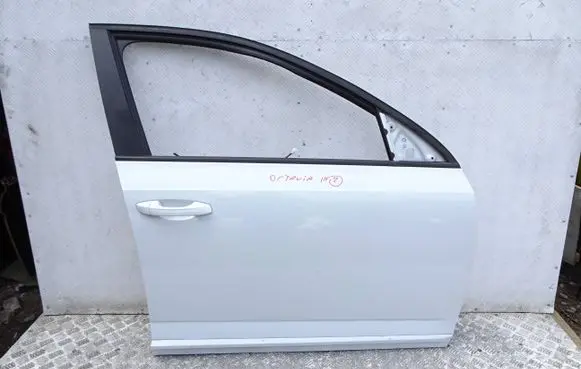 Skoda Octavia Mk3 (5E) Front door asdf