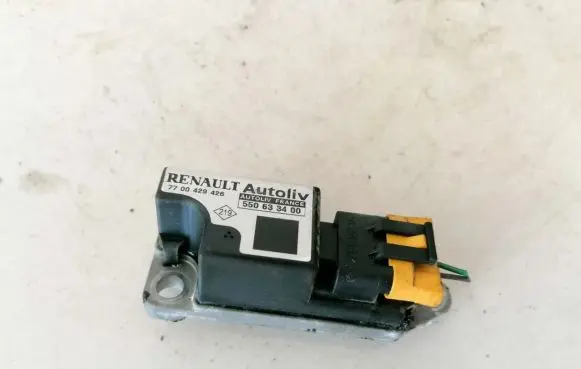 Renault Scenic I Airbag deployment crash/impact sensor 7700429426 550633400
