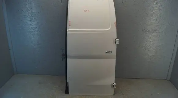 Nissan NV200 Rear door