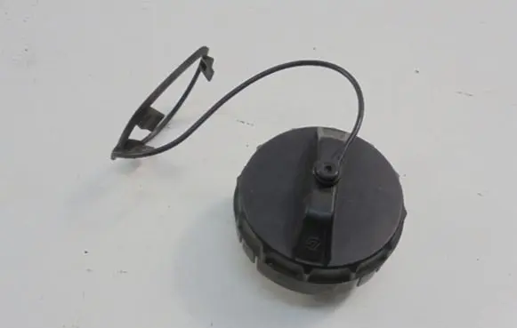 Mazda 2 Fuel tank cap