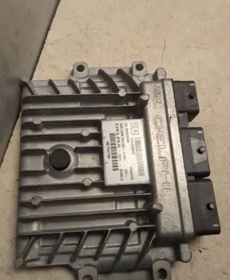 Peugeot 508 Engine control unit/module 28303723 9677547180 9666375980