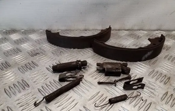 Jeep Grand Cherokee (WK) Handbrake/parking brake pads 
