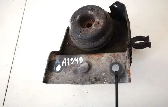 Peugeot 806 Engine mount bracket
