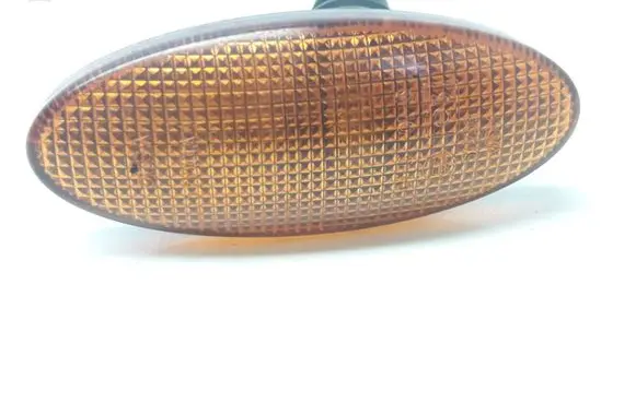 Opel Vectra B Front fender indicator light 90504212