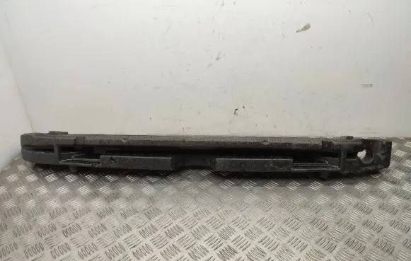Front bumper foam support bar
