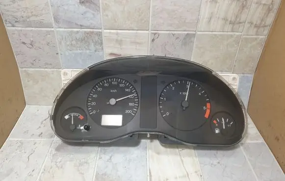 Ford Galaxy Speedometer (instrument cluster) 95VW10849DG 7M0919891E