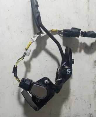 Toyota Corolla Verso AR10 Accelerator throttle pedal 8928152021