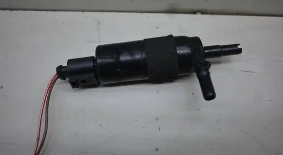 Audi A4 S4 B8 8K Headlight washer pump 8K0955681