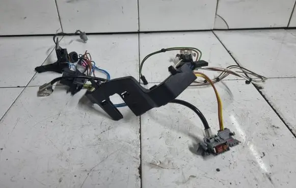 BMW 5 E60 E61 Headlight/headlamp wiring loom/harness 16286700 7894030
