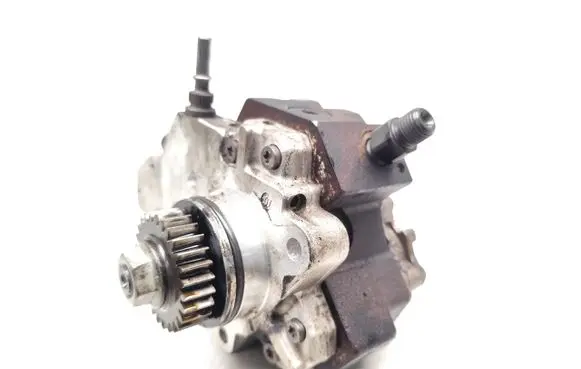 Renault Megane II Fuel injection high pressure pump 8200385478 0445010099