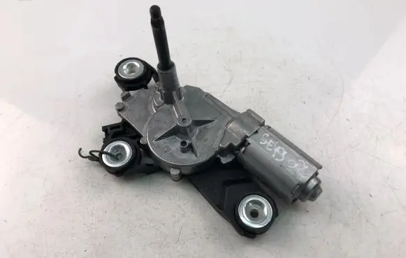 Volvo V50 Wiper motor 31218473