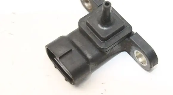 Toyota RAV 4 (XA40) Air pressure sensor