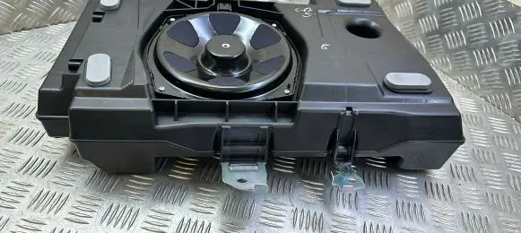 Land Rover Evoque I Subwoofer speaker BJ3218808EB 43040742193