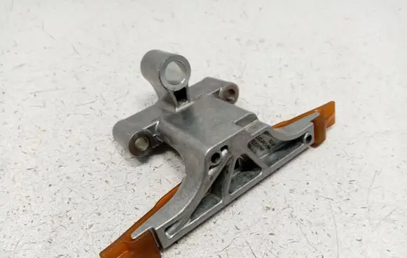 BMW 5 F10 F11 Slide rail for timing chain 11317565244 11317565242