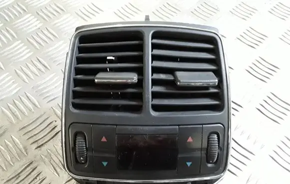 Mercedes-Benz CLS C219 Climate control unit 2118302254
