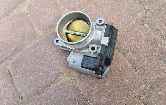 Opel Insignia B Throttle valve 12670837