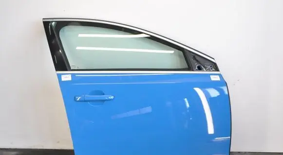 Volvo V40 Front door 