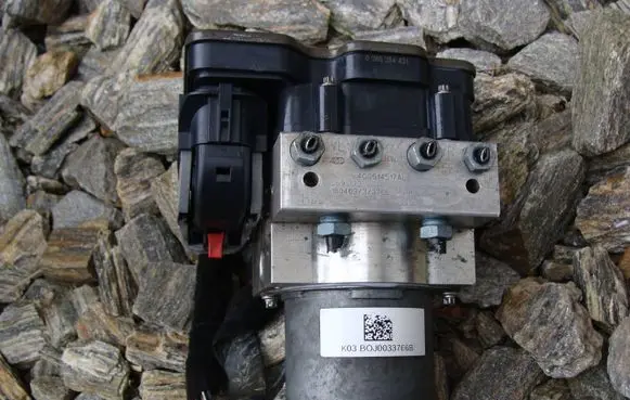 Audi A6 S6 C7 4G ABS Pump 4G0614517AL 269772