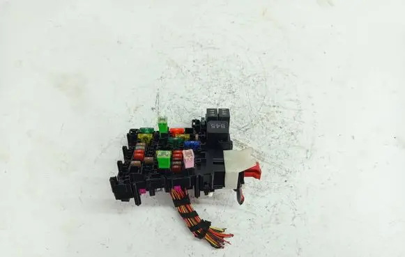 Seat Leon (5F) Fuse module 5Q0937615C 612420