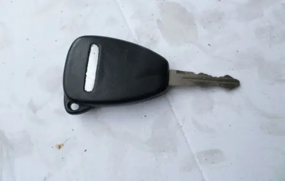 Jeep Patriot Ignition key/card 68001699AB