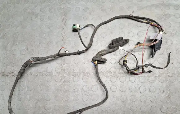 BMW 7 E38 Front door wiring loom 8392138 8380174
