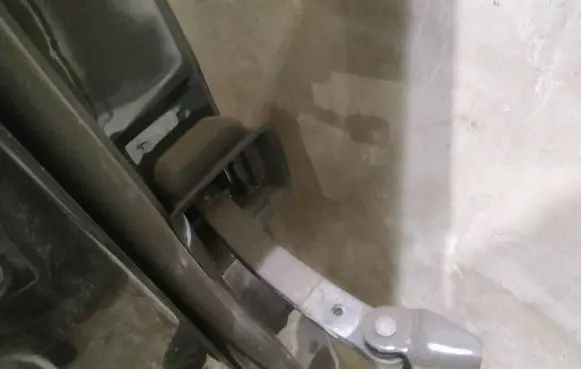 BMW 5 E60 E61 Rear door check strap stopper 