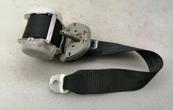 Toyota Corolla Verso AR10 Third row seat belt 735700F010C0