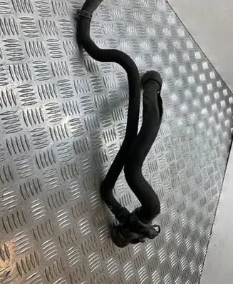 Audi A4 S4 B6 8E 8H Engine coolant pipe/hose 8E0121049