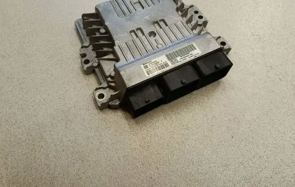 Peugeot 5008 Engine control unit/module S180123008A 9800268980 9666681180