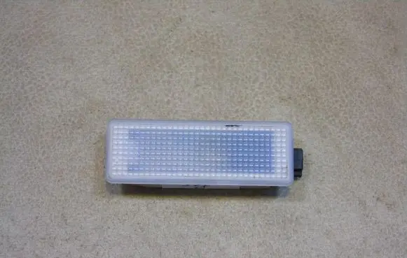 BMW 7 F01 F02 F03 F04 Front seat light 03A132