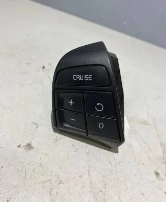 Volvo S80 Steering wheel buttons/switches 30739638 06W27