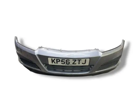 Opel Astra H Front bumper 