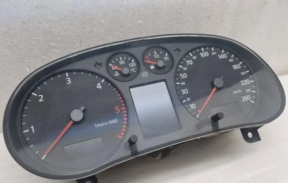 Audi A3 S3 8L Speedometer (instrument cluster) 8L0920930D