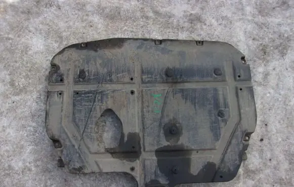 Mitsubishi Colt Rear underbody cover/under tray 