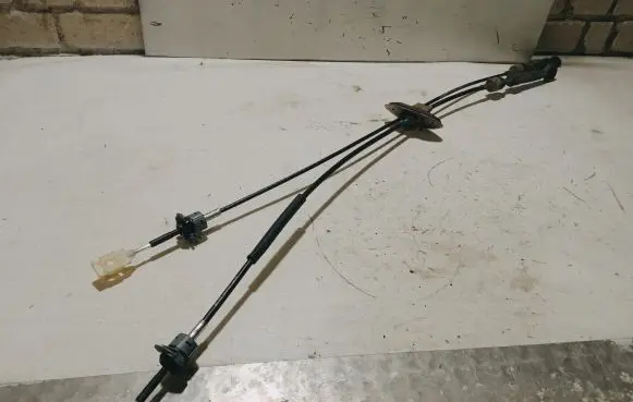 KIA Ceed Gear shift cable linkage