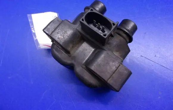 Ford Escort High voltage ignition coil 88SF-12029-A2A