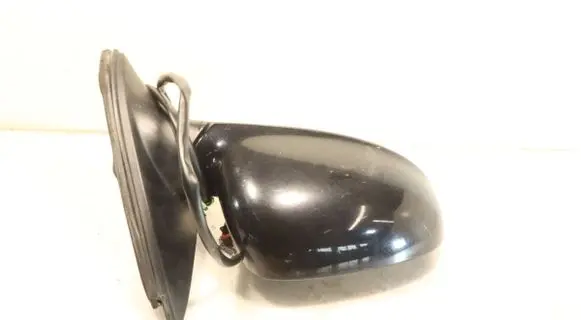 Volkswagen Jetta V Front door electric wing mirror