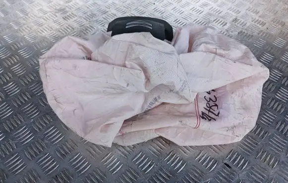Citroen Berlingo Steering wheel airbag 98185170ZD
