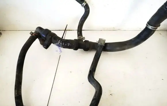 Peugeot 407 Engine coolant pipe/hose