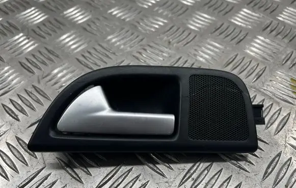 Rear door interior handle
