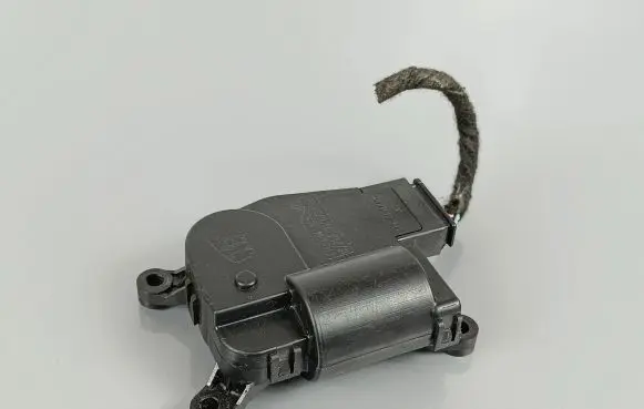 Dodge Durango Air flap motor/actuator CT659001545250008